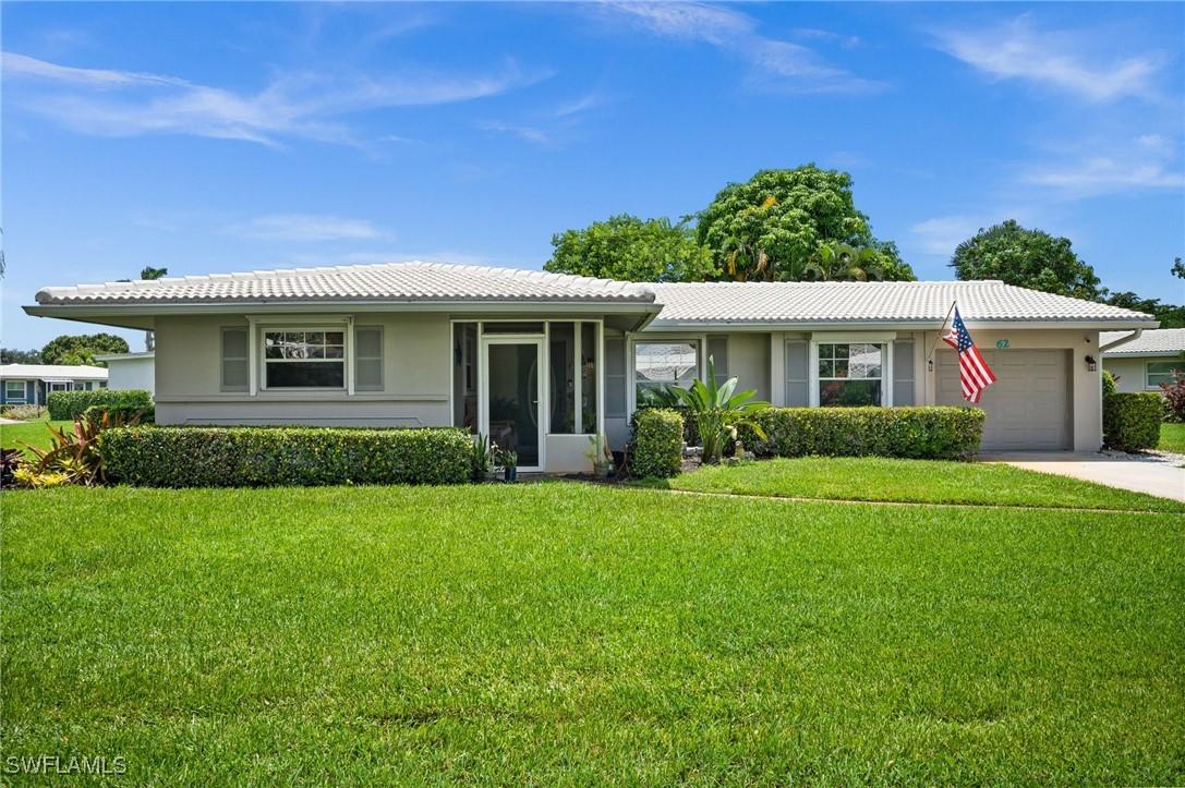 62 Lanai Cir., Naples, FL 34112