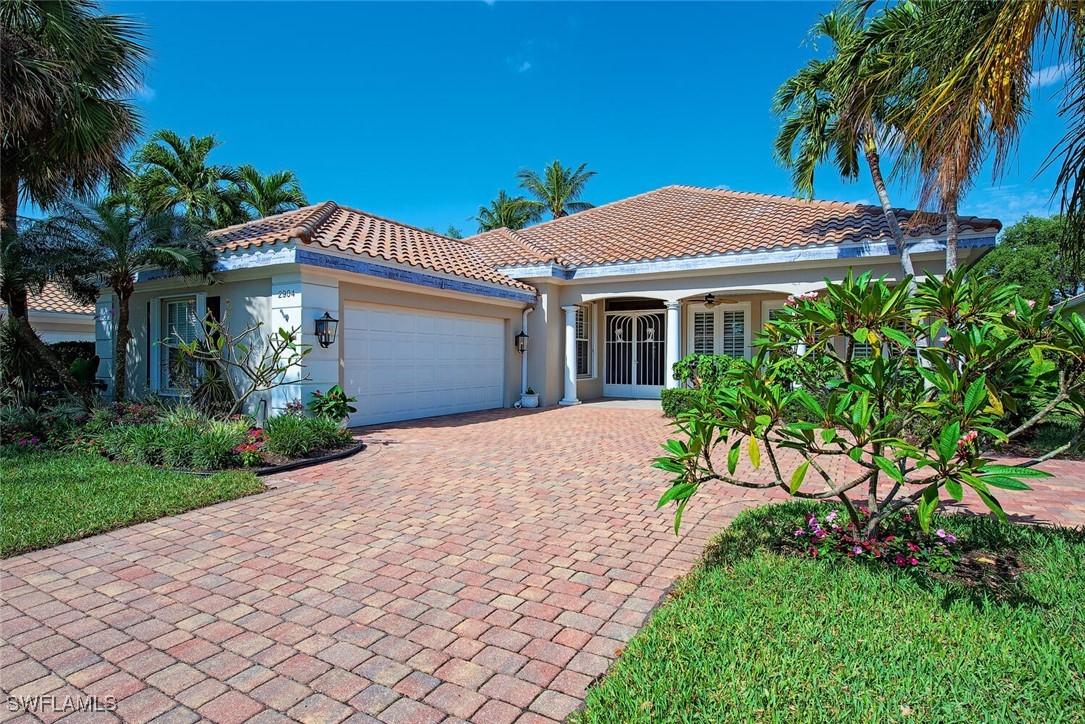 2904 Hatteras Way, Naples, FL 34119