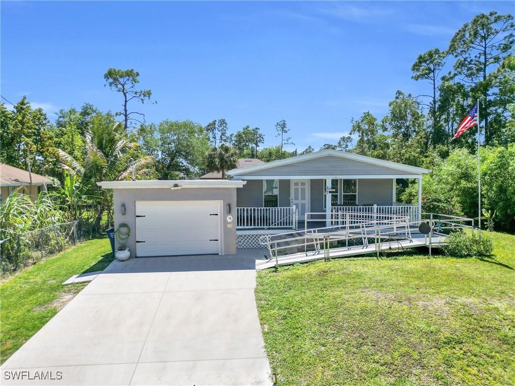 2803 13th St., Lehigh Acres, FL 33971