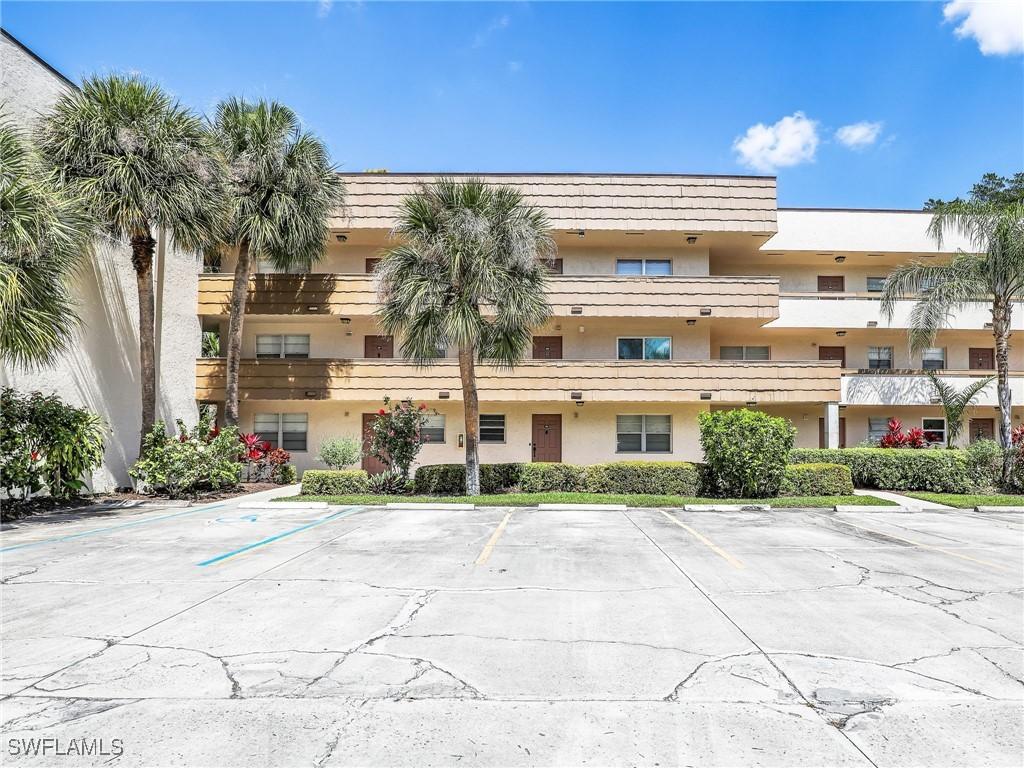 499 Forest Lakes Blvd. #308, Naples, FL 34105