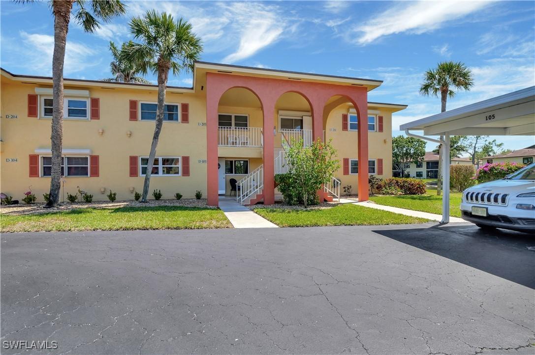 360 Charlemagne Blvd. #D105, Naples, FL 34112