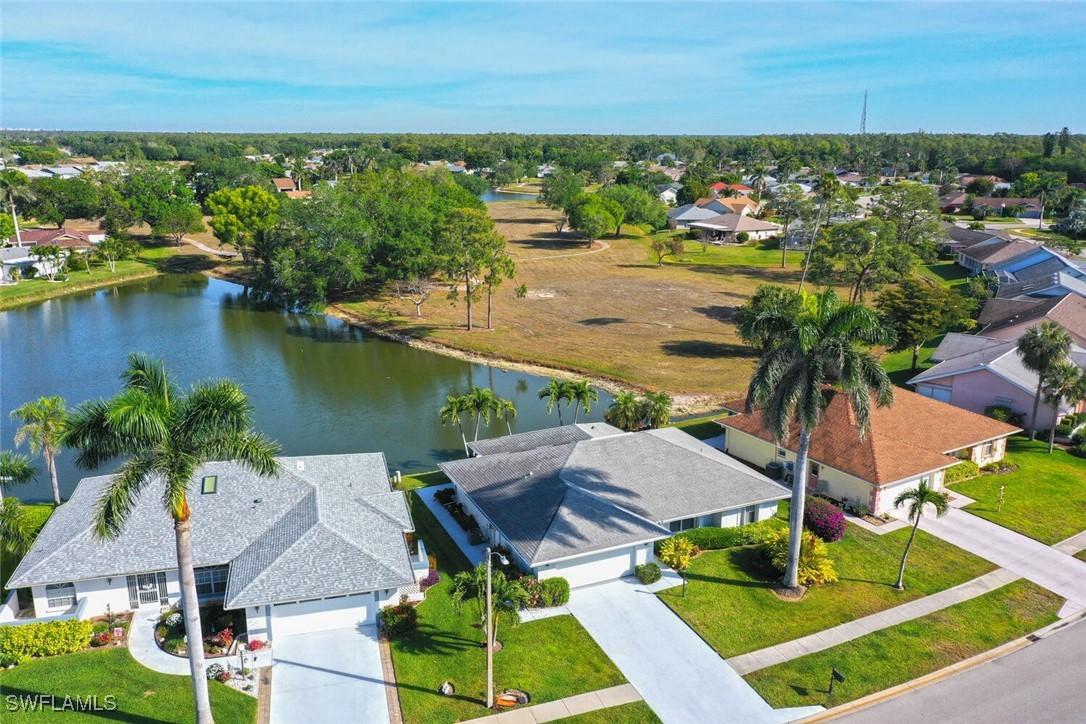 233 Marseille Dr., Naples, FL 34112