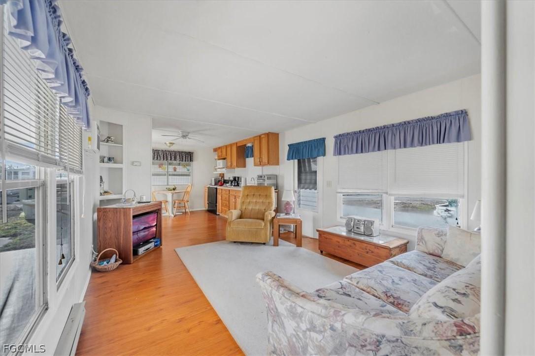 329 Lantern Ln., North Fort Myers, FL 33917