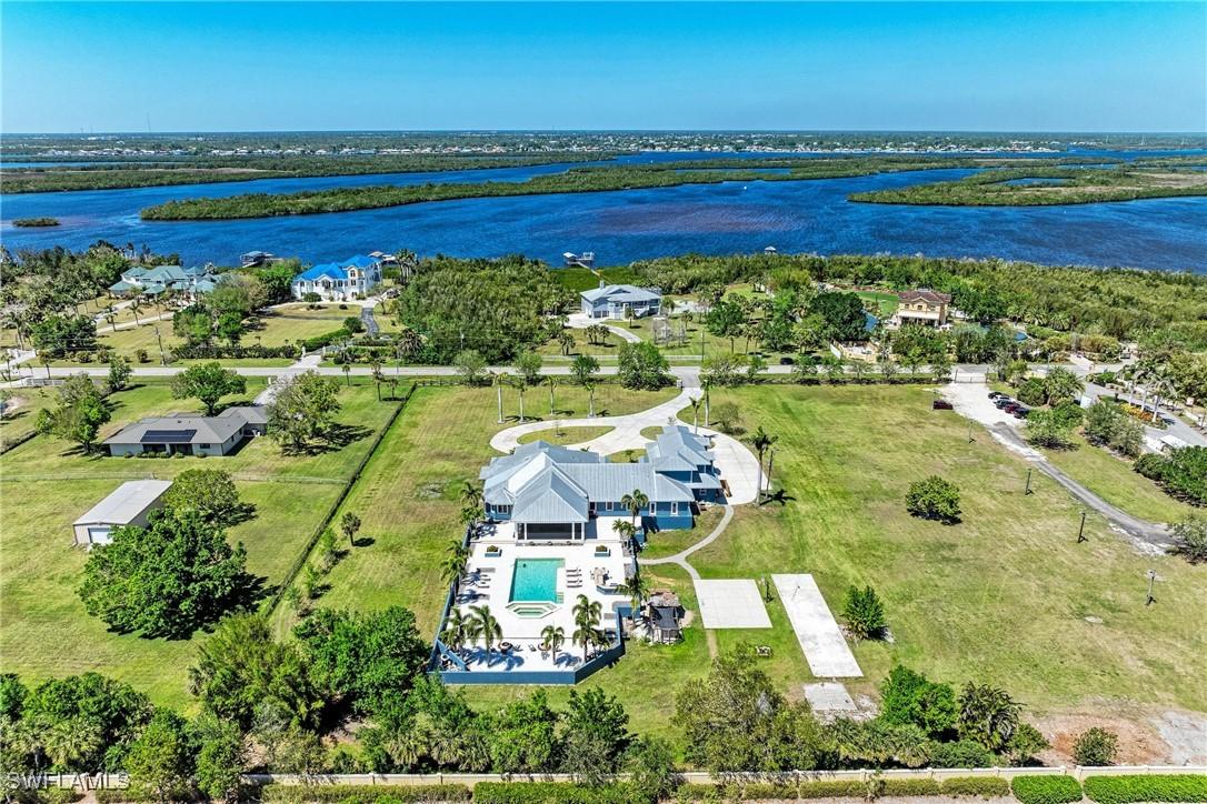 5755 Riverside Dr., Punta Gorda, FL 33982