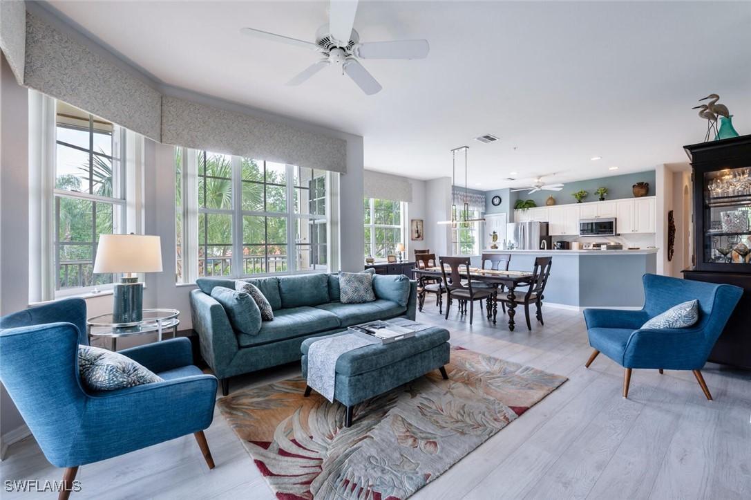 4844 Hampshire Ct. #107, Naples, FL 34112