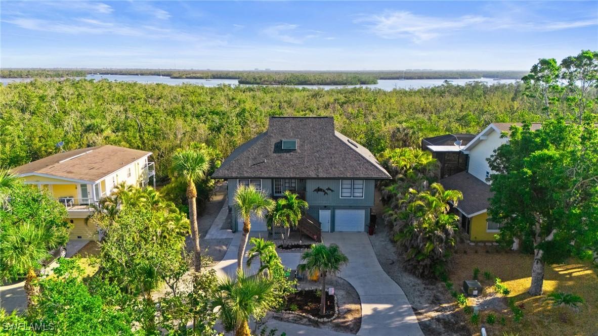 319 Nature View Ct., Fort Myers Beach, FL 33931