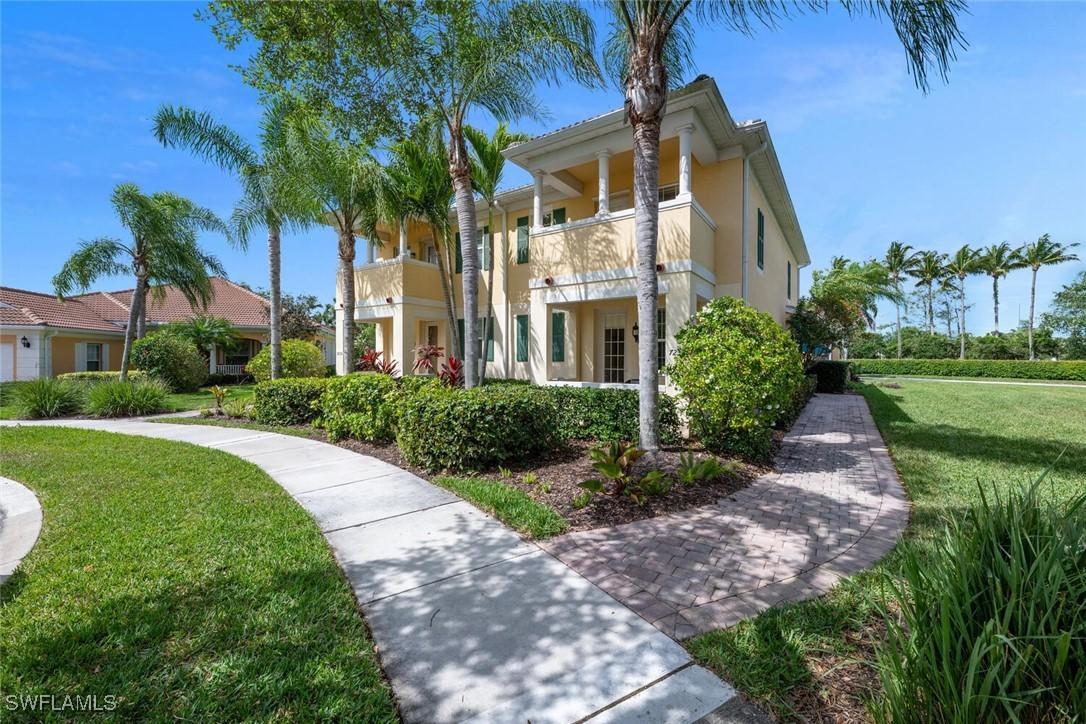 7237 Bellini Way, Naples, FL 34114