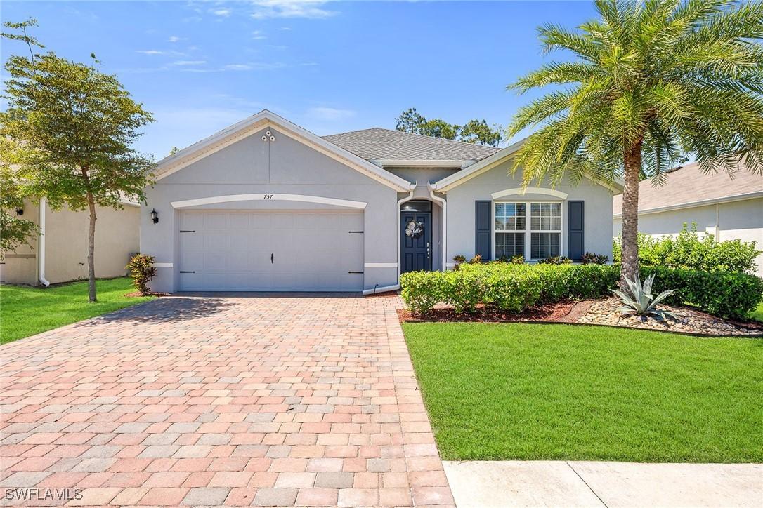 757 Twinning St., Naples, FL 34104
