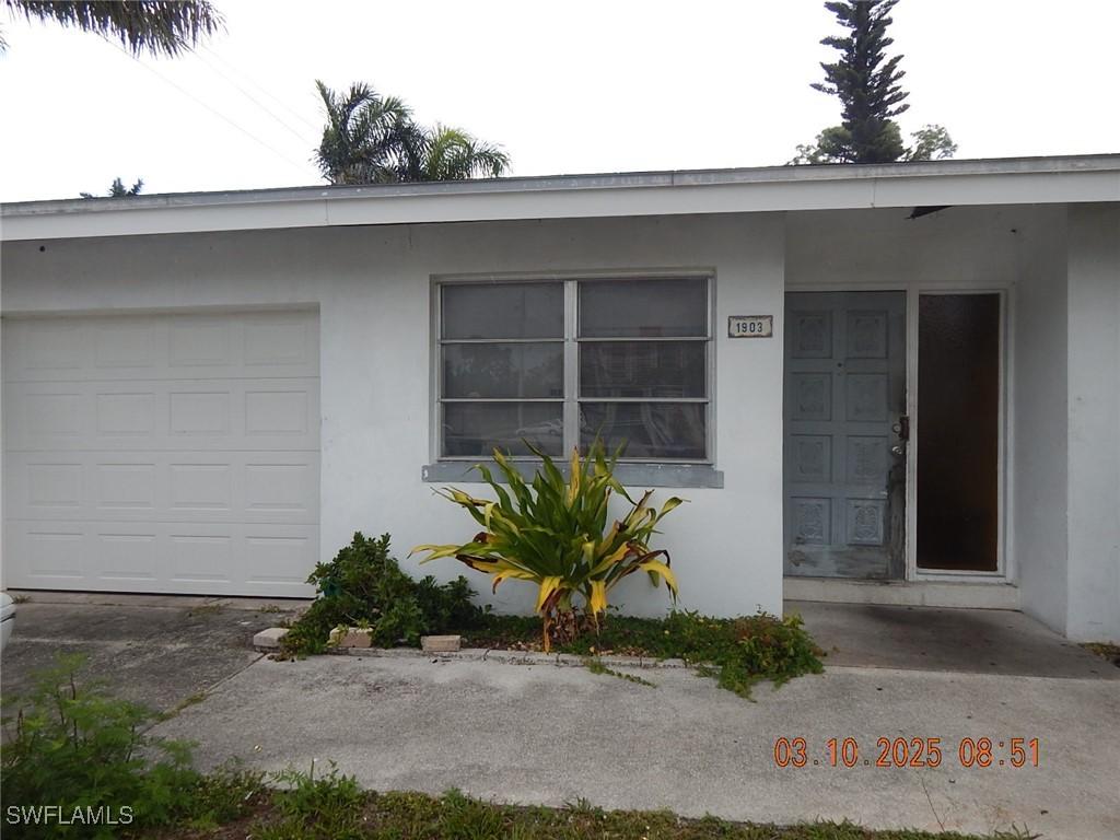 1907 Ricardo Ave., Fort Myers, FL 33901