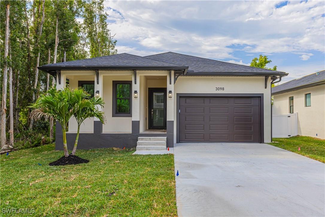 3074 Pine Tree Dr., Naples, FL 34112