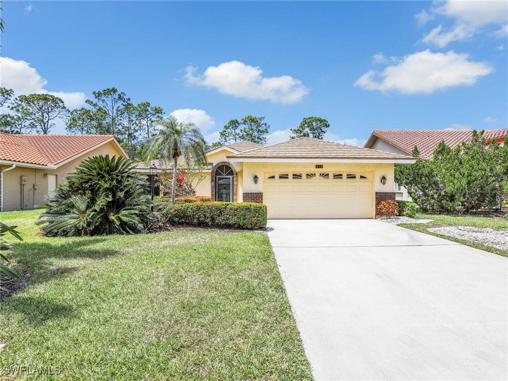 417 Countryside Dr., Naples, FL 34104
