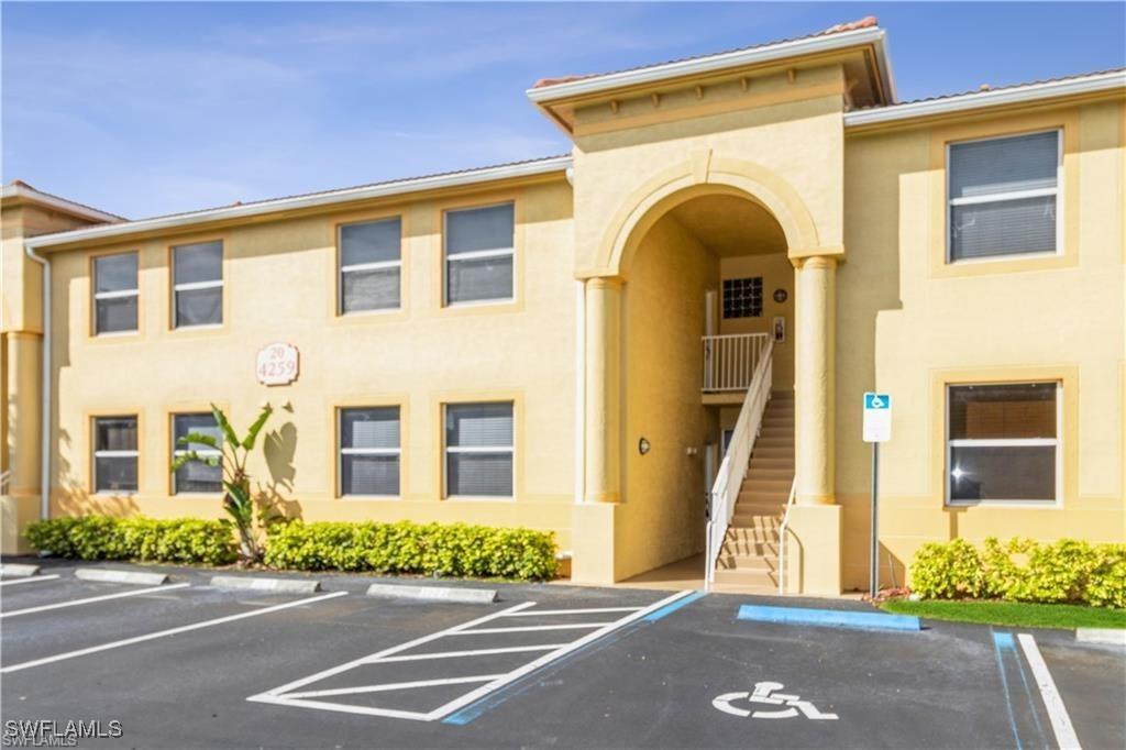 4259 Bellasol Cir. #2012, Fort Myers, FL 33916