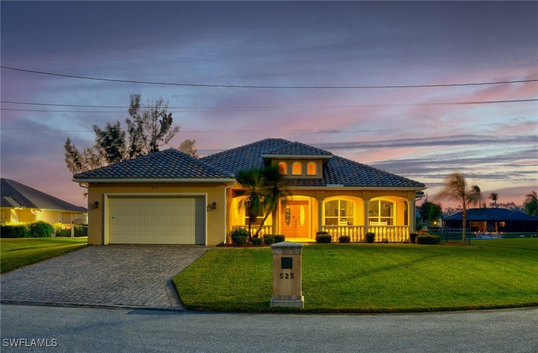 525 SW 8th Ter., Cape Coral, FL 33991