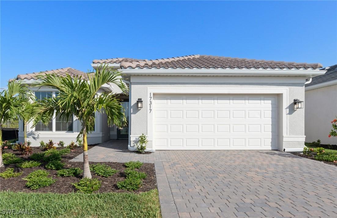 17317 Leaning Oak Tr., North Fort Myers, FL 33917