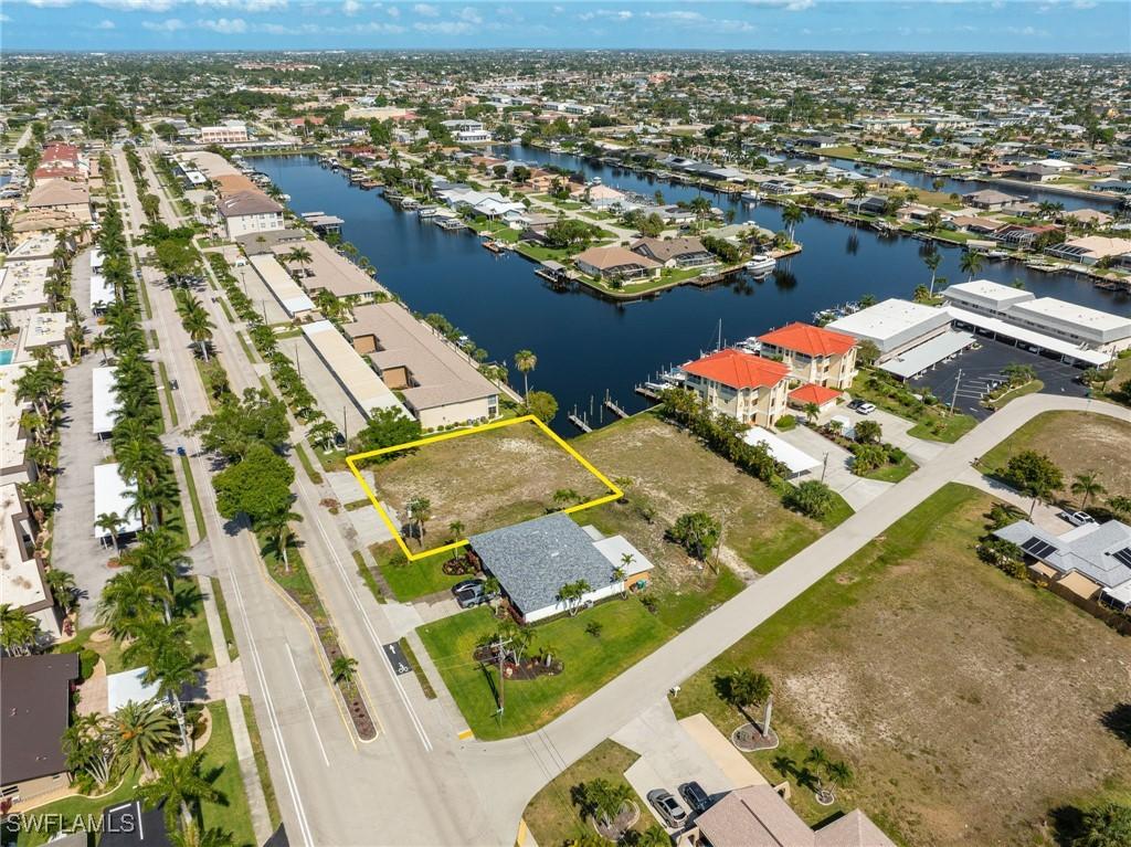 1749 Beach Pkwy., Cape Coral, FL 33904