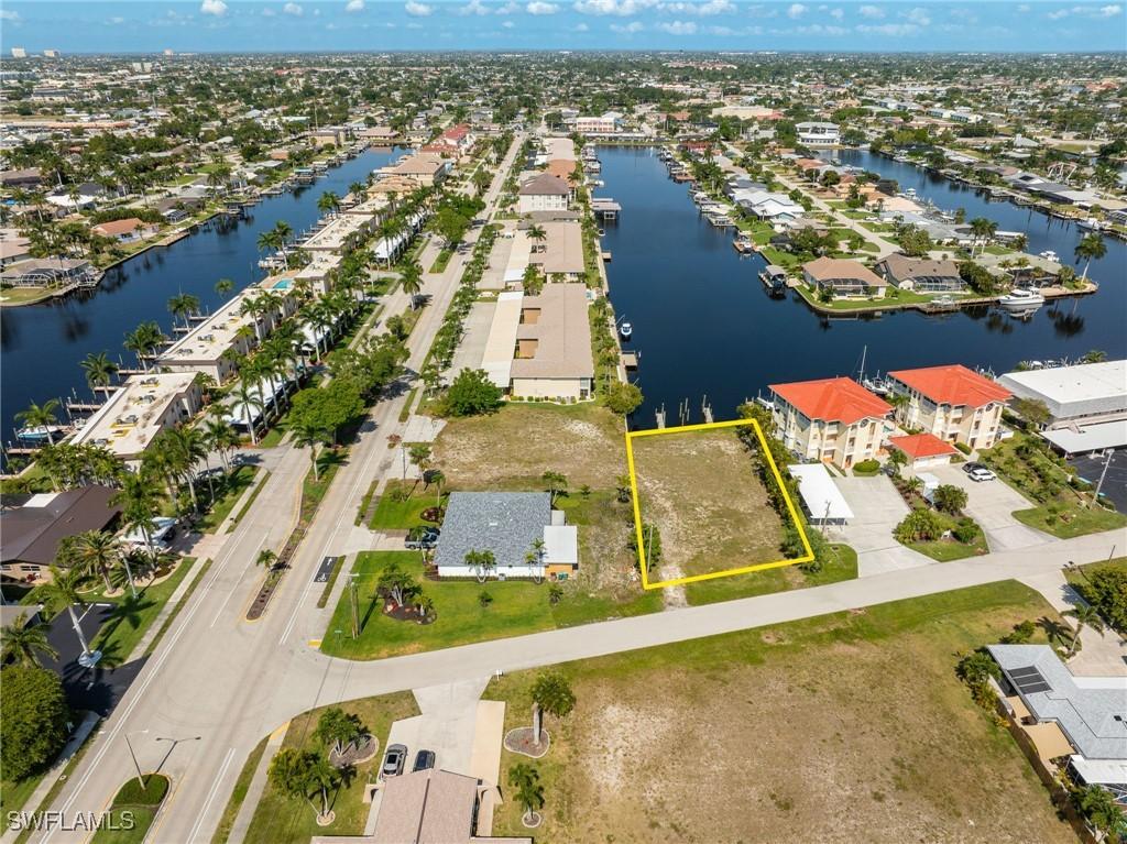 1751 Beach Pkwy., Cape Coral, FL 33904