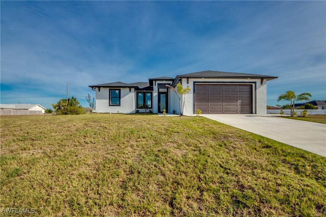 911 NE 18th Ter., Cape Coral, FL 33909