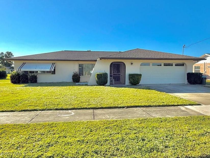 5936 Poetry Ct., North Fort Myers, FL 33903