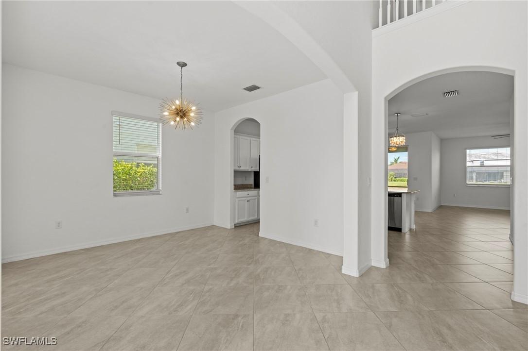 2111 Hamlin St., Naples, FL 34120