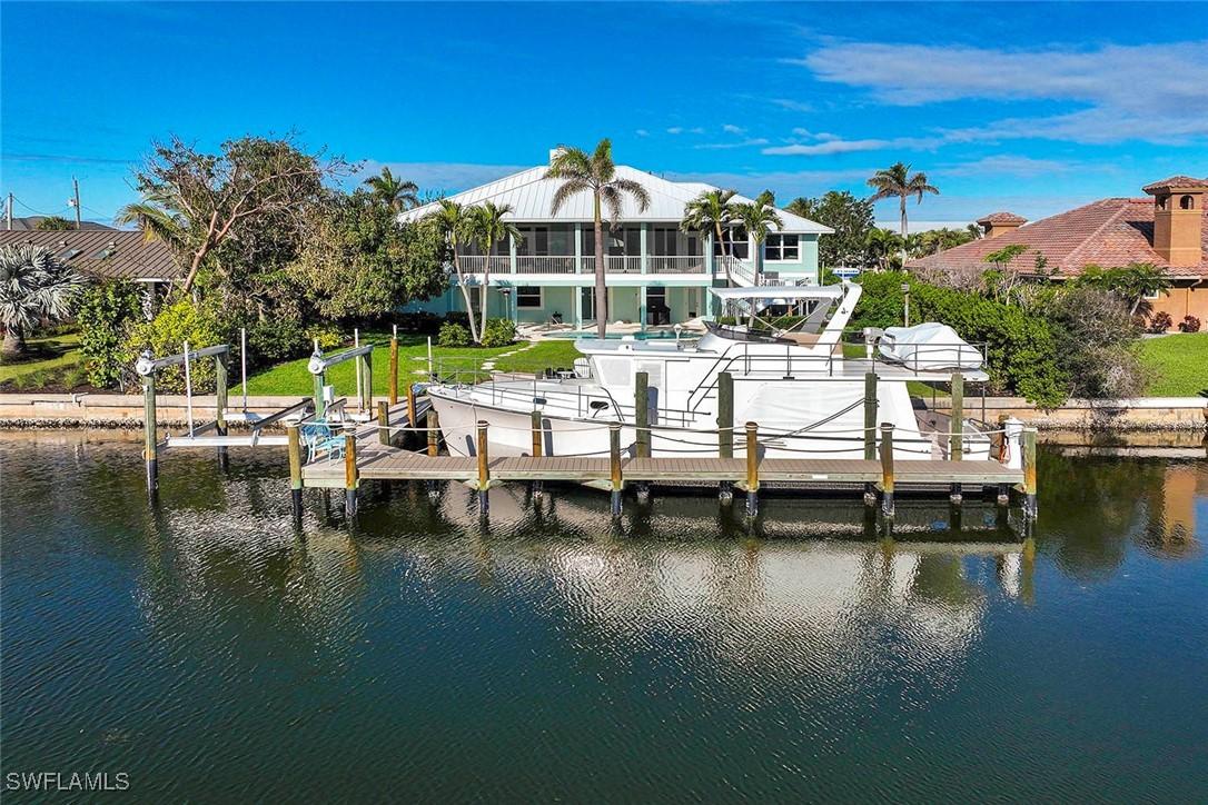 877 Limpet Dr., Sanibel, FL 33957