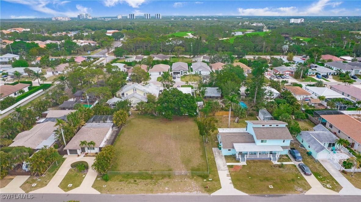 713 109th Ave., Naples, FL 34108