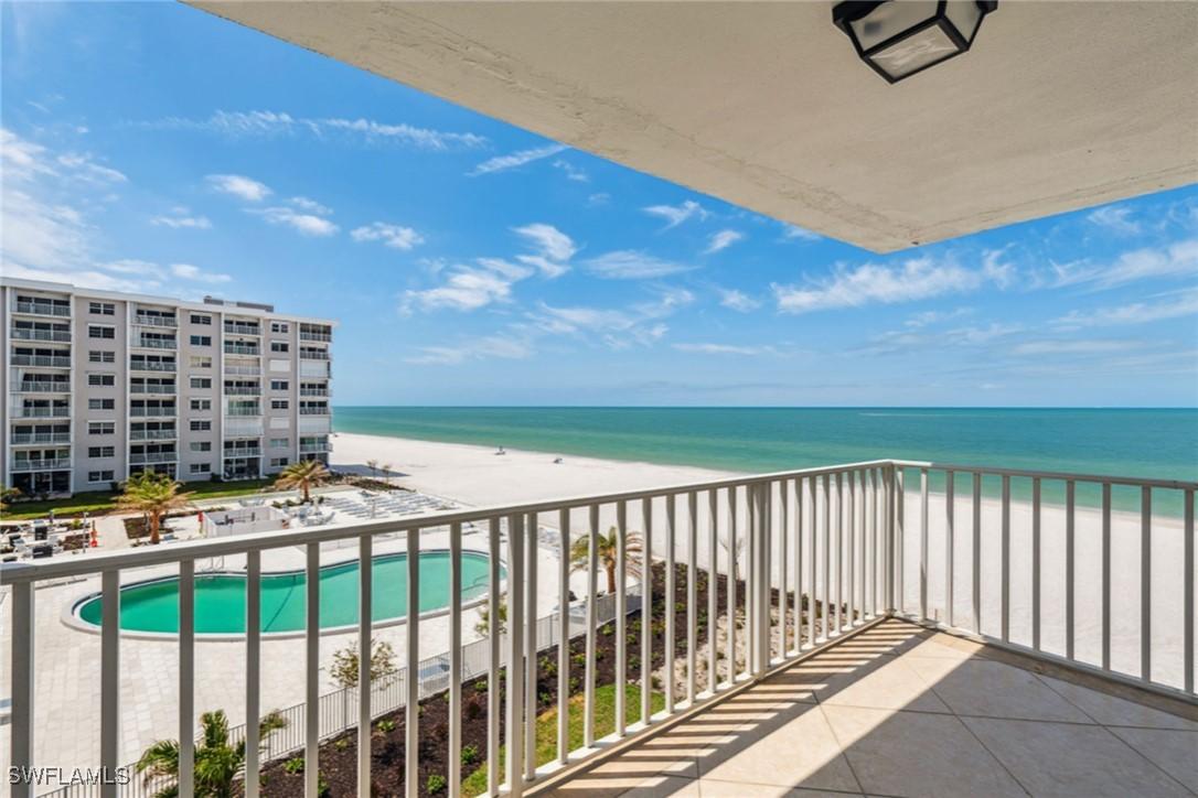 3443 Gulf Shore Blvd. #403, Naples, FL 34103