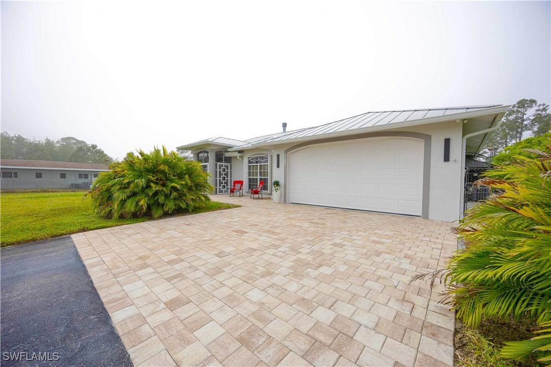 2618 35th Ave., Naples, FL 34120