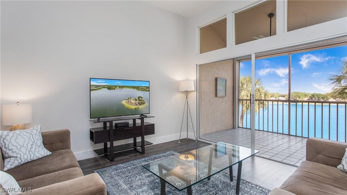 2711 Citrus Lake Dr. #F302, Naples, FL 34109