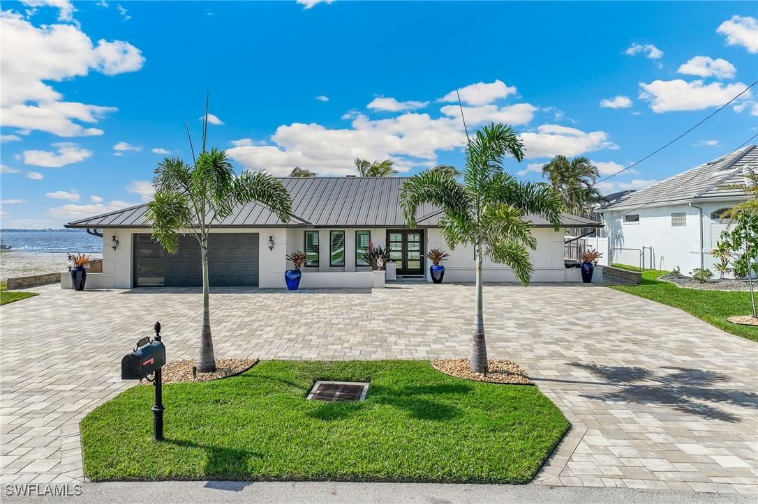 2286 SE 28th St., Cape Coral, FL 33904