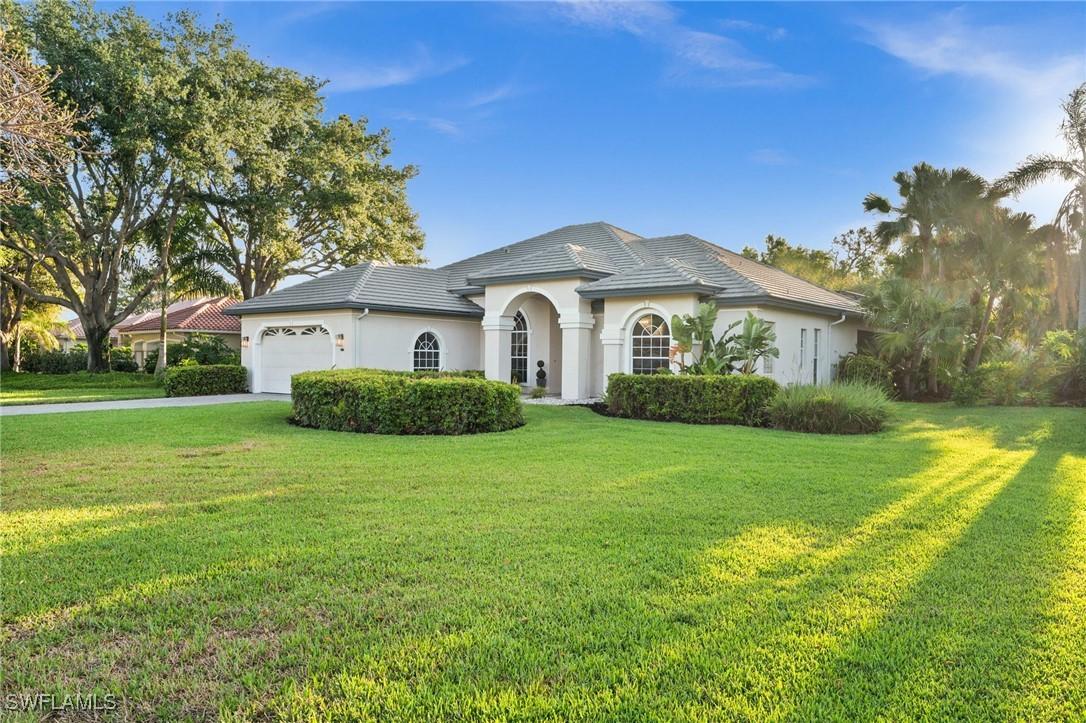 7037 Mill Run Cir., Naples, FL 34109