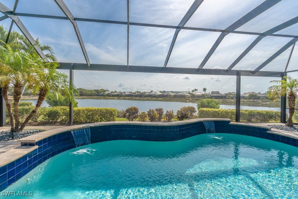 5052 Martinique Dr., Naples, FL 34113