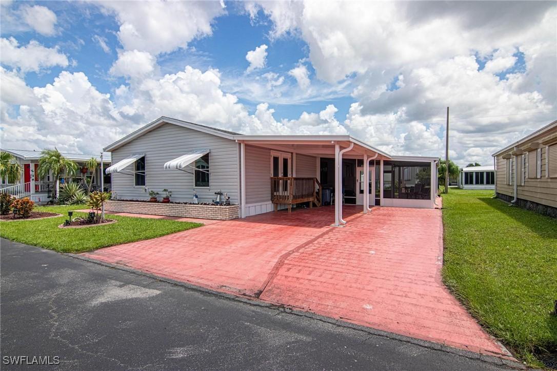3146 Longview Dr., North Fort Myers, FL 33917