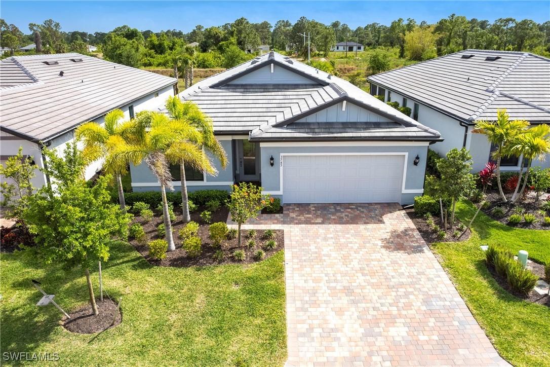 3745 Passion Vine Dr., Alva, FL 33920