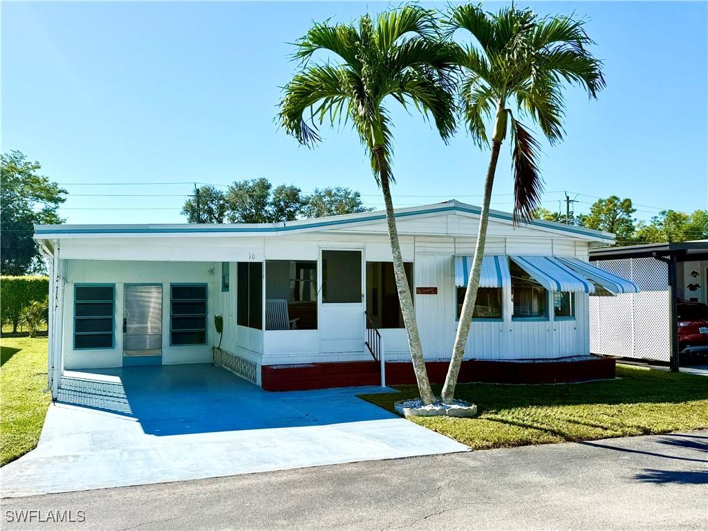 16 Turquoise Ave., Naples, FL 34114