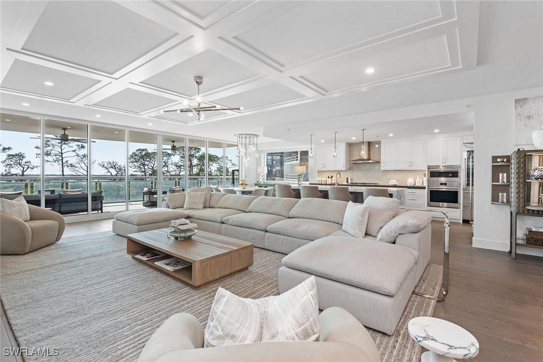 13945 Old Coast Rd. #406, Naples, FL 34110