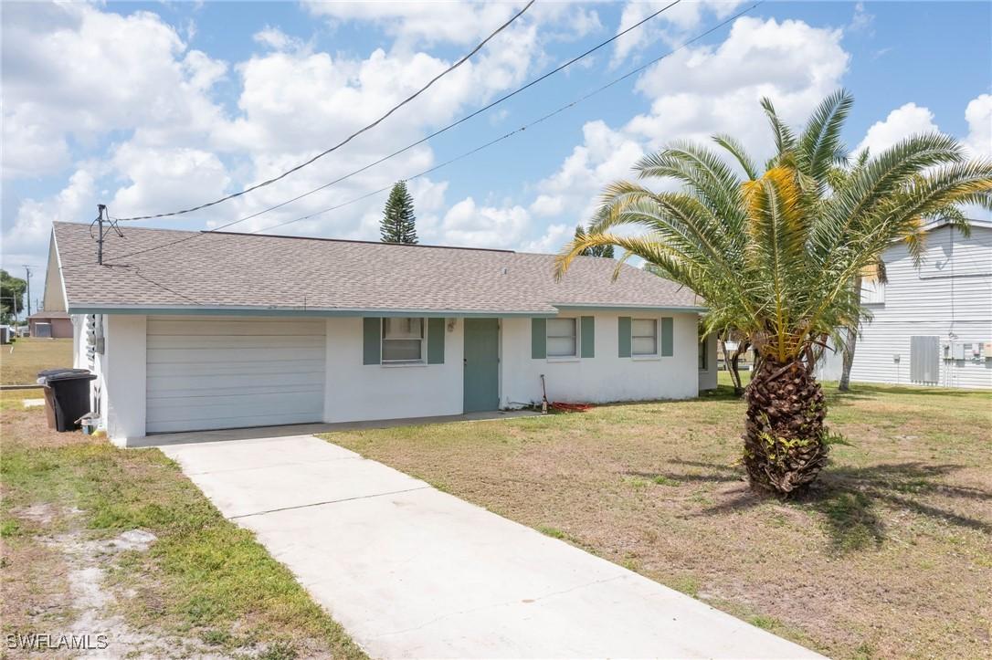 2019 Clarke Ave., Fort Myers, FL 33905