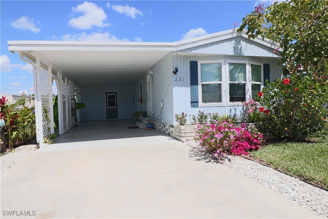 221 Grassy Key Ln. #174, Naples, FL 34114