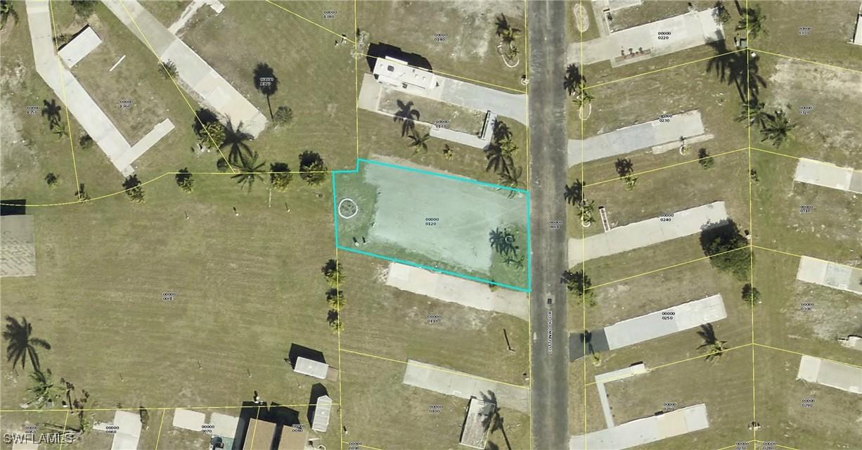 12 Cottonwood Dr., Fort Myers, FL 33908