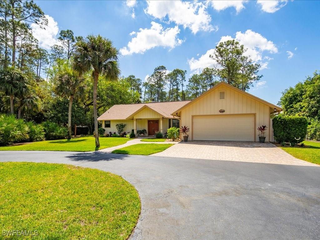 5312 Palmetto Woods Dr., Naples, FL 34119