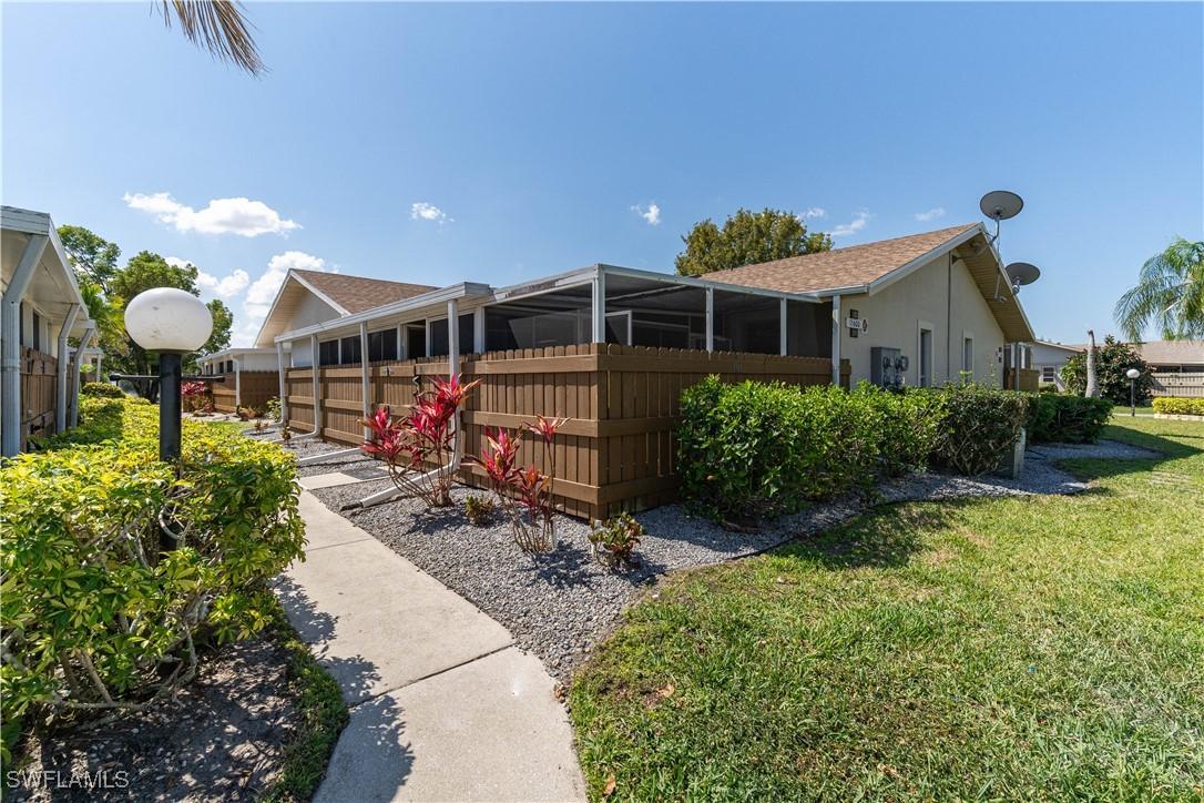 15600 Crystal Lake Dr. #101, North Fort Myers, FL 33917