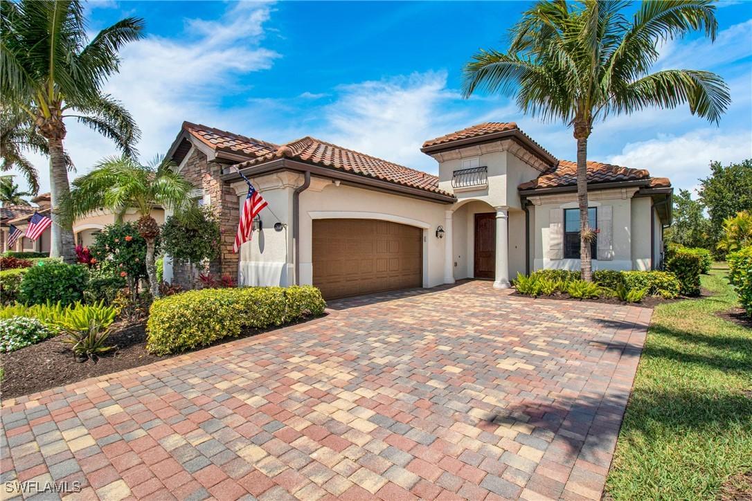 2930 Aviamar Cir., Naples, FL 34114
