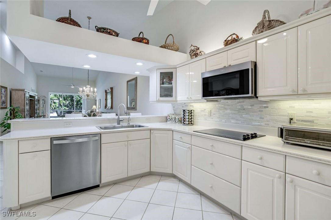2344 Magnolia Ln. #6404, Naples, FL 34112