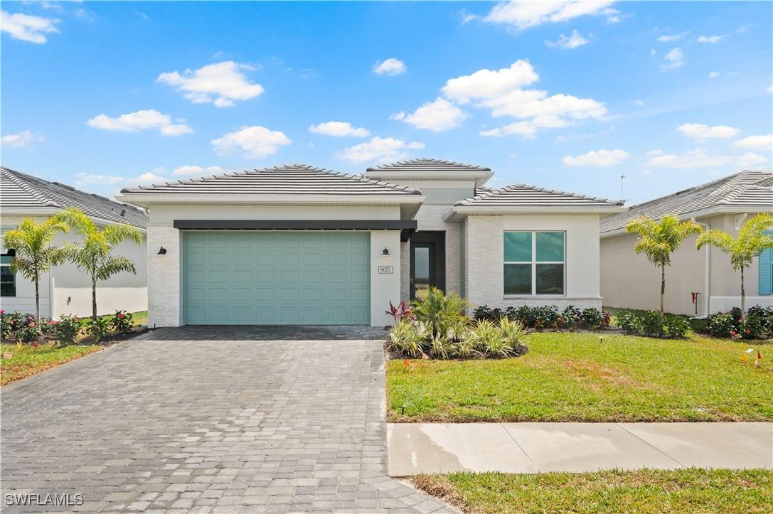 9072 Wisteria Way, Naples, FL 34114