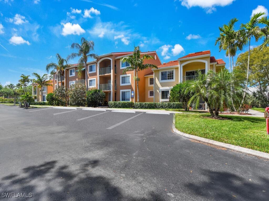 1180 Wildwood Lakes Blvd. #207, Naples, FL 34104