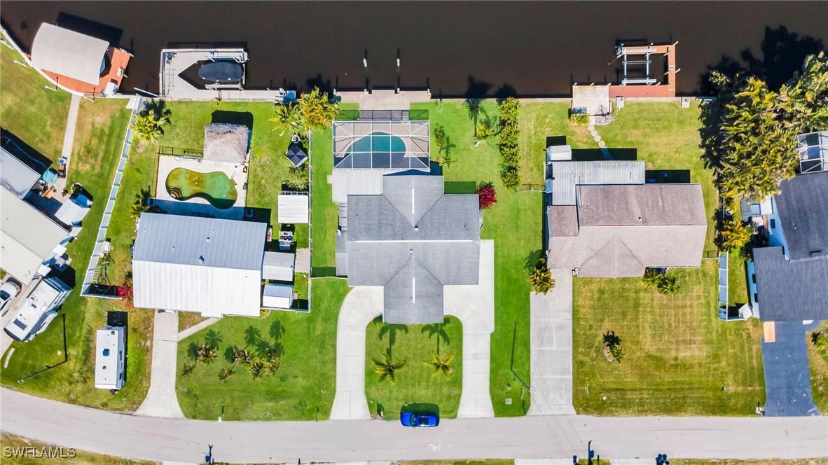 436 Grenier Dr., North Fort Myers, FL 33903