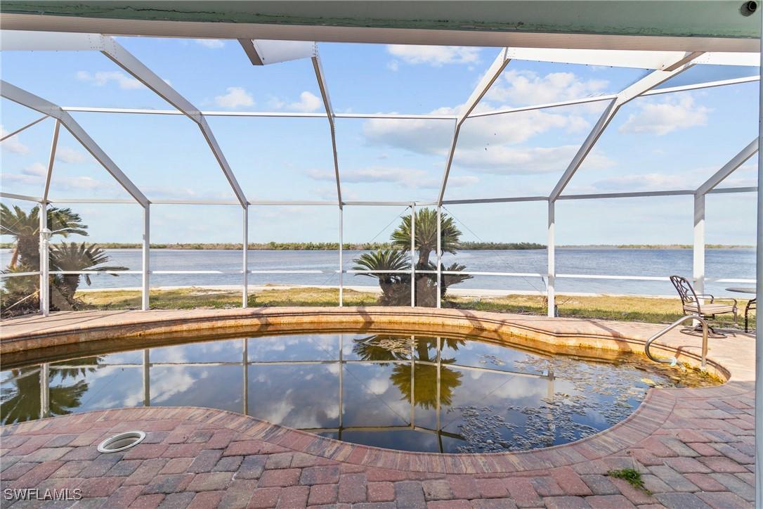 11915 Island Ave., Matlacha, FL 33993