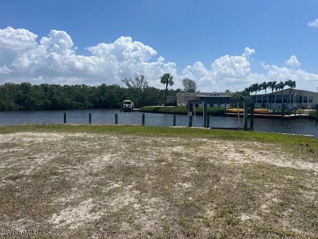 5547 Sir Walter Way, North Fort Myers, FL 33917
