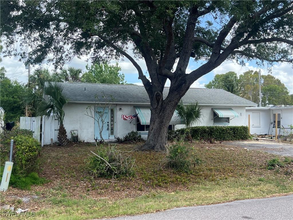 243 Poe Ave., North Fort Myers, FL 33917