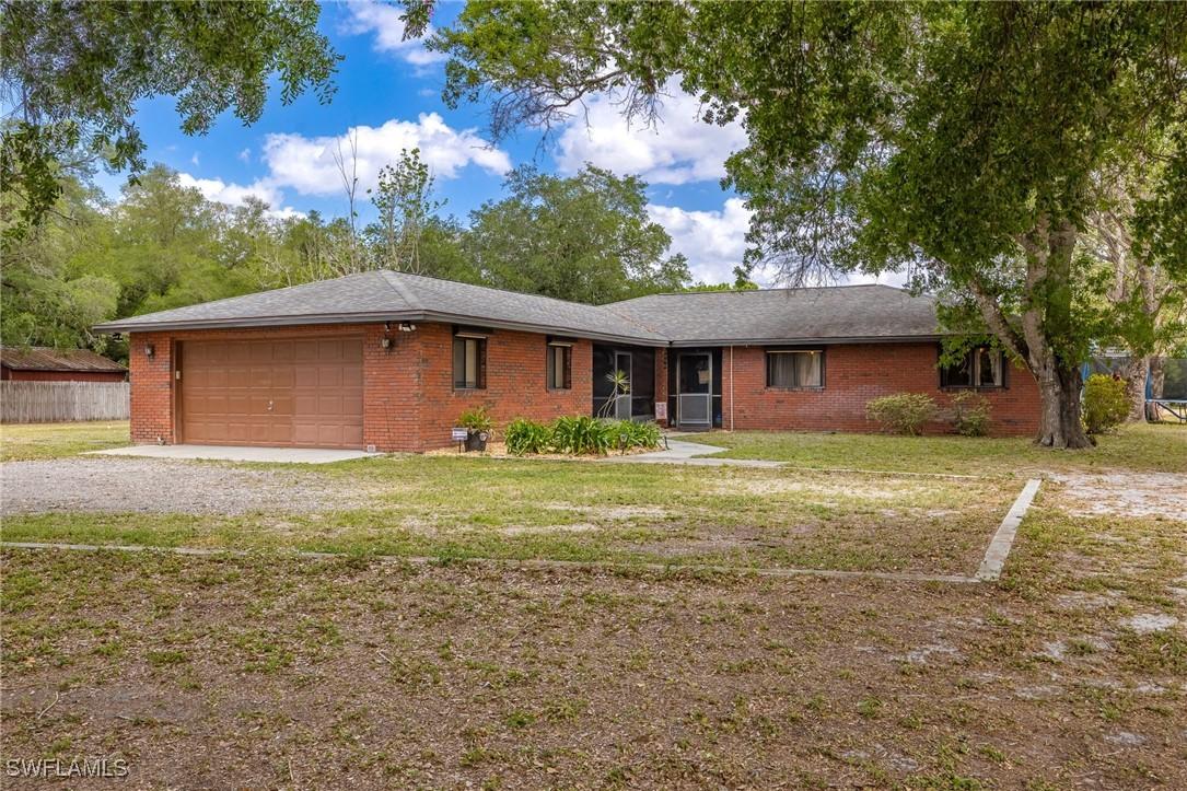 310 Trader Rd., Fort Denaud, FL 33935