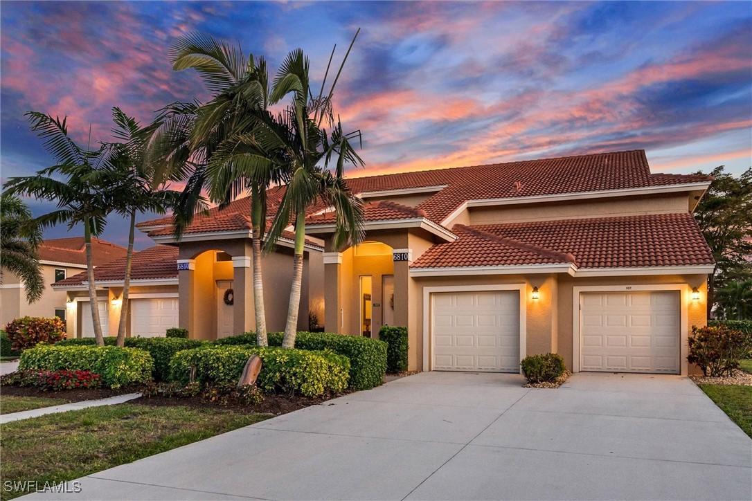6810 Huntington Lakes Cir. #202, Naples, FL 34119